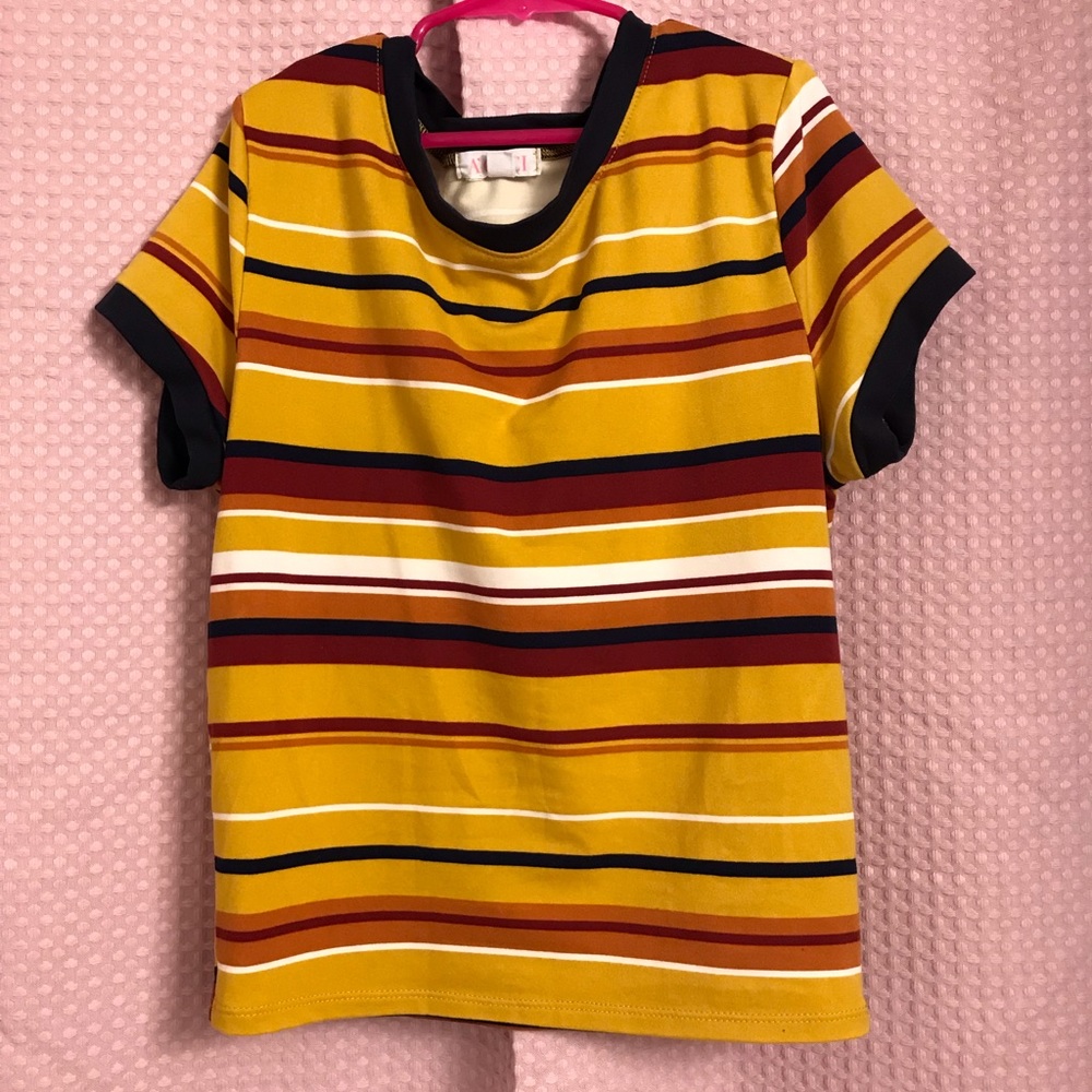 Stripes shirt with short sleeves